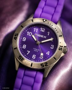 Allergiavaba ujumiskell titaanist violetne | FIBEXTIA02