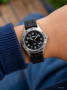 Elegantne ujumiskell titaanist must-hõbedane | FIBEXTIA08