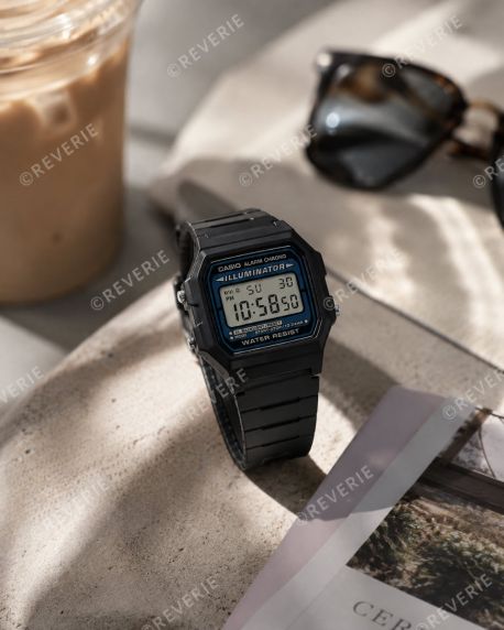 Casio F-105W-1AWYEF