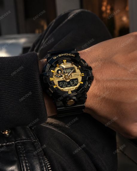 Must ja kuldne ana-digi G-Shock stiilse disainiga | GA-710GB-1AER